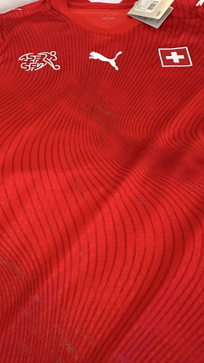 Puma Canottiere & Pantaloni: Switzerland Jersey World Cup 2026 – Nuovo e nell'imballaggio originale da Oberrieden venduto da jon_5cl2 6