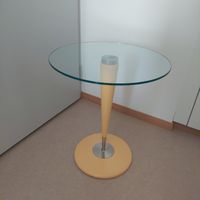 Glastisch / Beistelltisch, modernes Design, Top Zustand!