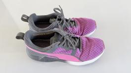 Puma Schuhe