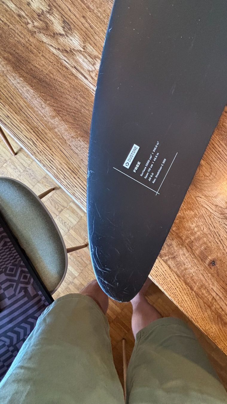 Tavole da surf e di nuoto: Duotone Wing Foil Set Free 2000/300ccm – Usato da Zürich venduto da Yeti-16 6