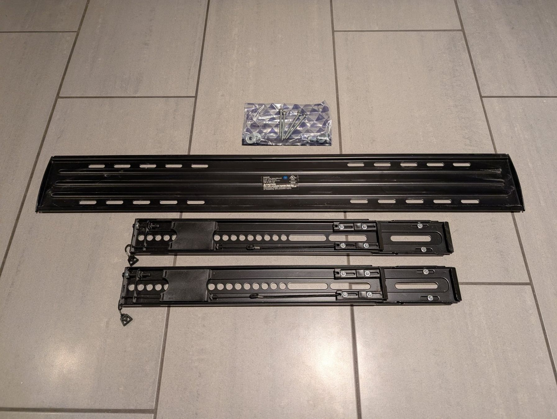 Supporti a parete: Sanus LL11 - TV-Wandhalterung bis 85'' – Usato da Wollerau venduto da R3D3X3 3