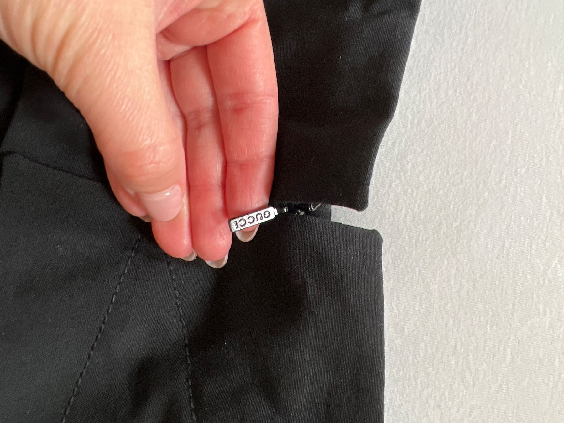 Gucci Jupes: Gucci Rock schwarz Gr. 38 – D'occasion à Wettingen par Lamadeux 3