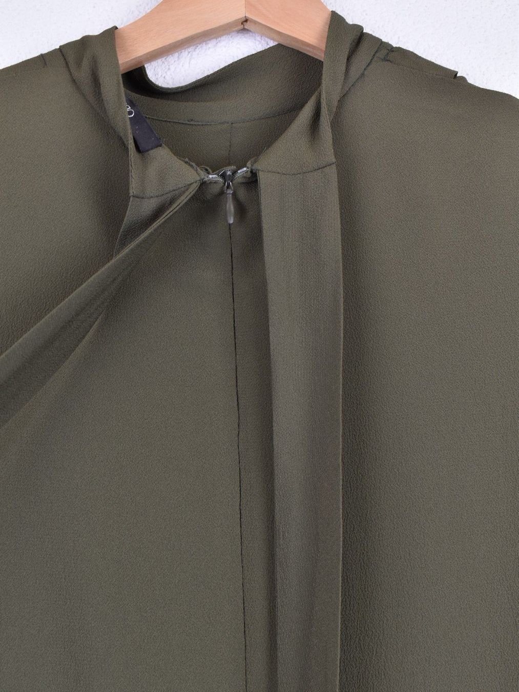 Odeeh Vestiti: ODEEH Kleid, Gr.38, Acetat & Seide, olivgrün – Usato da Nürensdorf venduto da 2ND_STORY 3