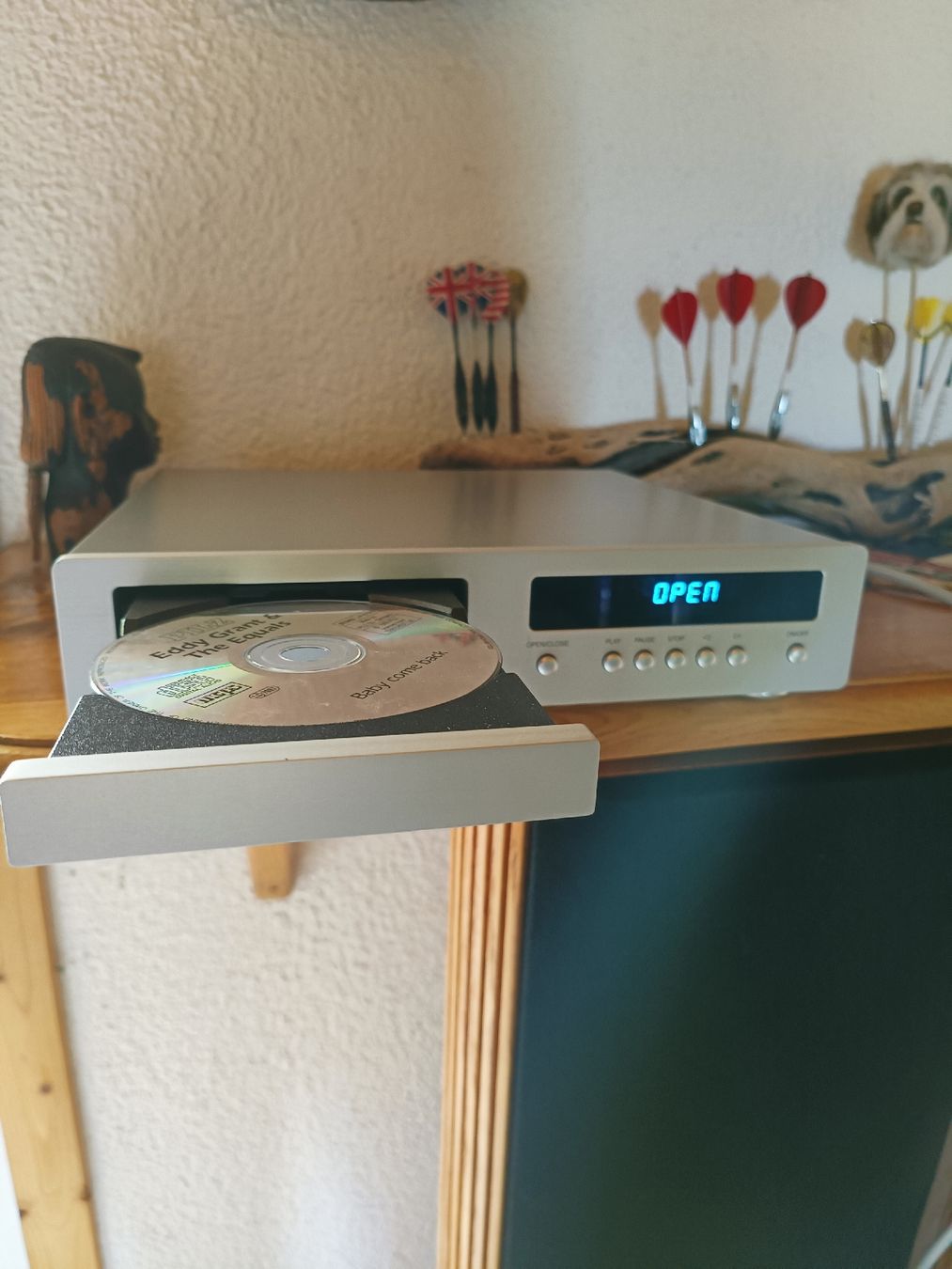 Neukomm Systèmes audio & multimédias: CD- Player Neukomm CD32 – D'occasion à Steffisburg par zulg03 5
