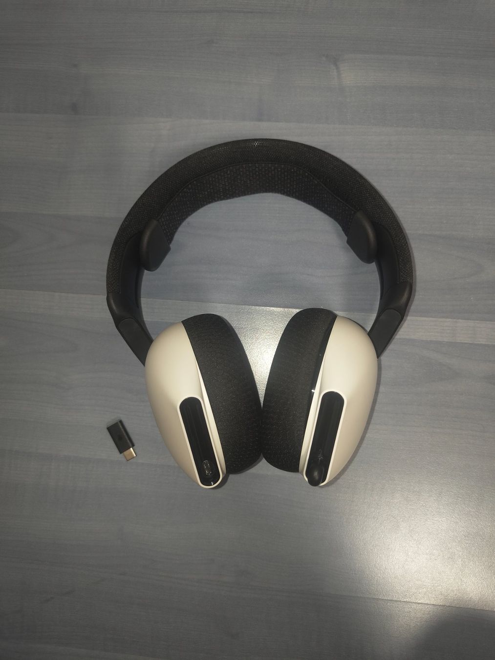 Alienware Kopfhörer: Alienware 725H Gaming Headset – Gebraucht aus Tägerig von sir_j8xf 1