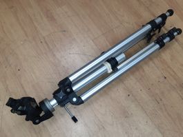 Manfrotto Stativ, ungeprüft und ungtestet! Schrauben fehlen!
