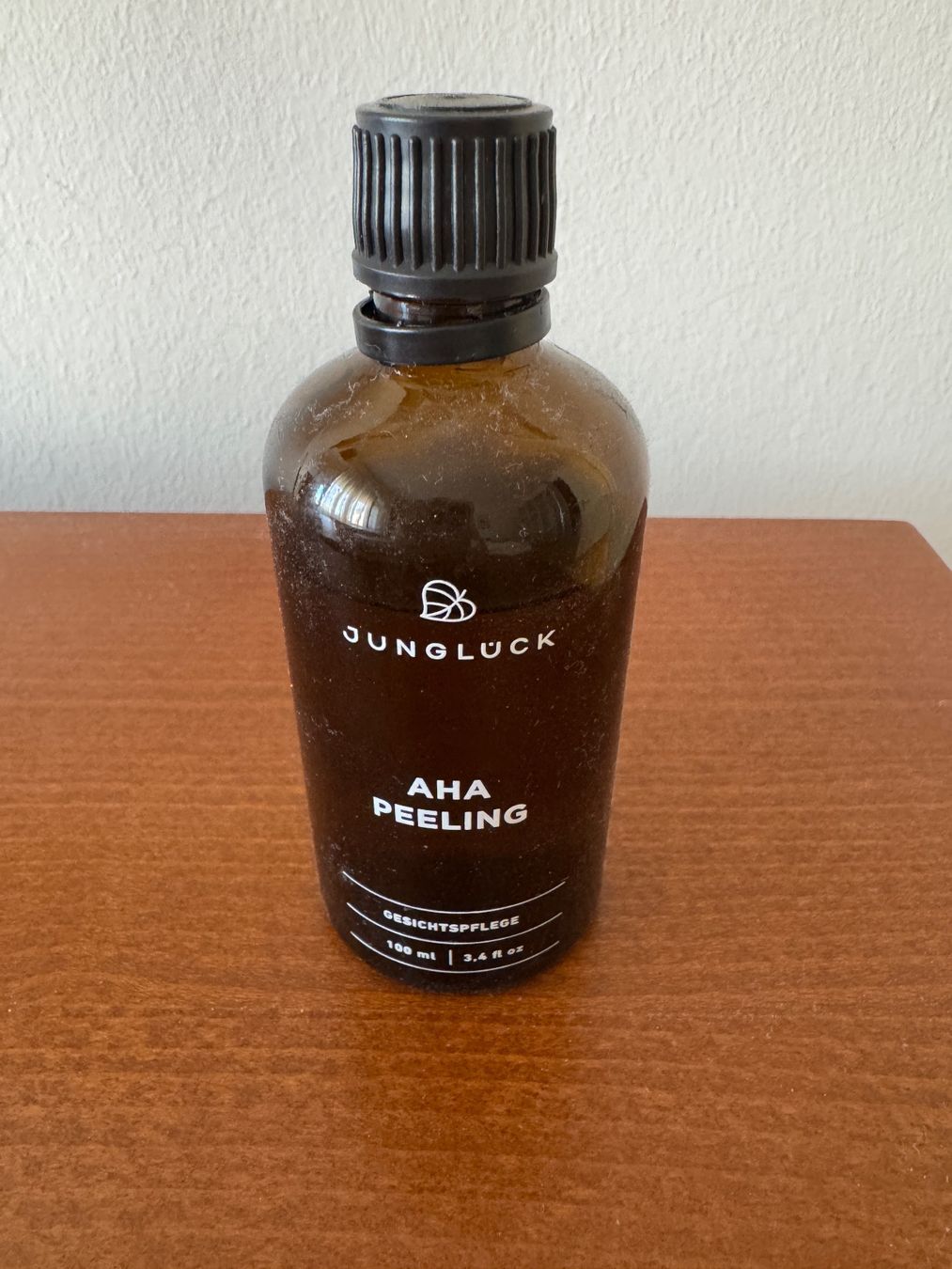 Cura del viso: Junglück AHA-Peeling – Usato da Basel venduto da Pacco09
