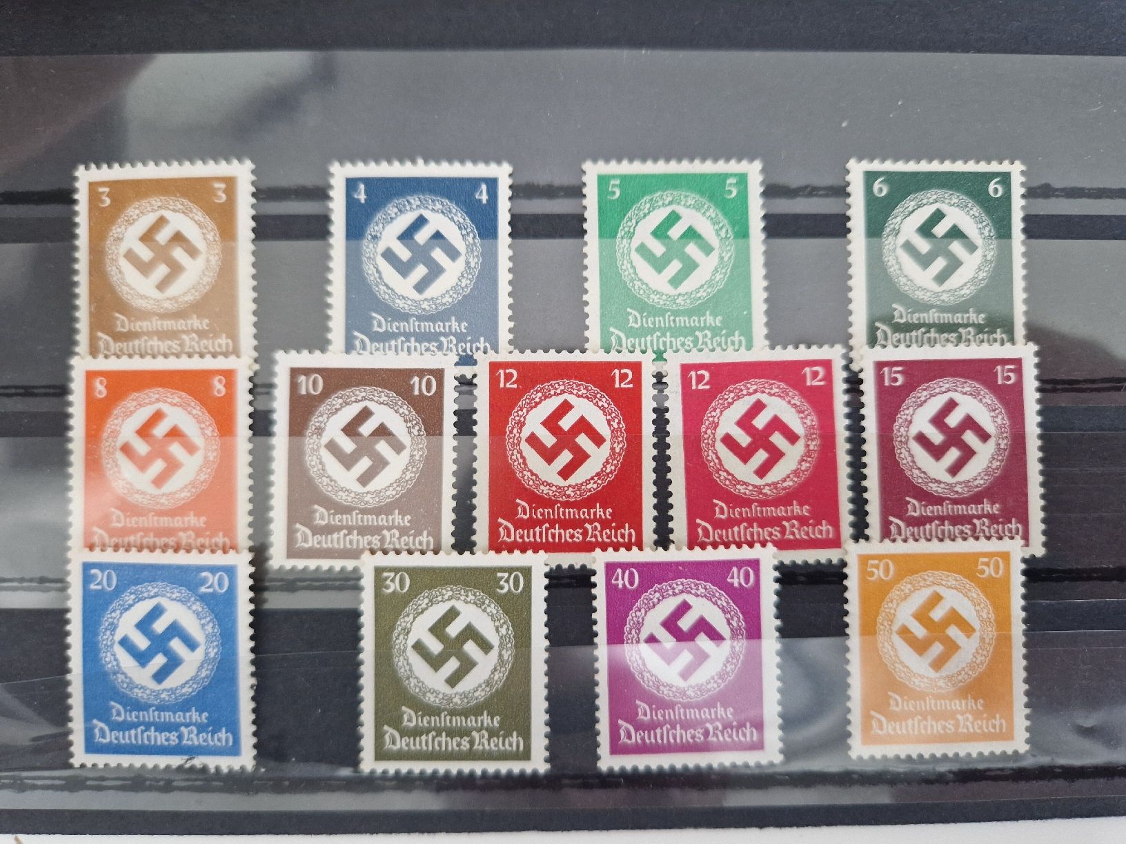 Tutti i francobolli: Deutsches Reich Dienst Briefmarken Set postfrisch – Nuovo (secondo la descrizione) da St. Gallen venduto da Enrico_SG