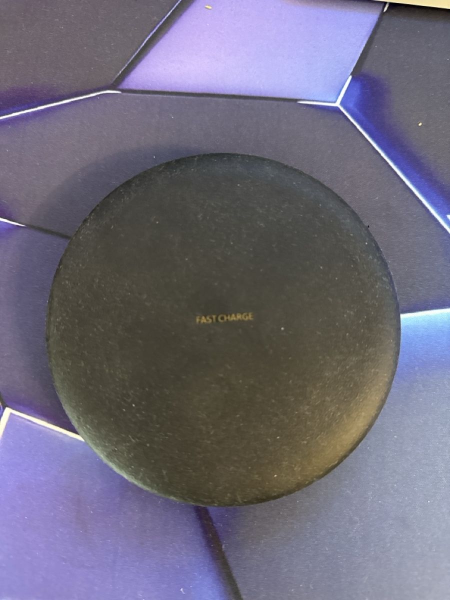 Samsung Caricabatterie: Samsung Wireless Charger – Usato da Emmenbrücke venduto da Cichocki2019 1