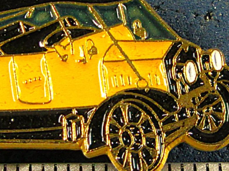 Saurer Placchette & Badge: SAURER POSTAUTO OLDTIMER PIN GEPRÄGT GOLDIG – Usato da Ettingen venduto da Hausi4711 1
