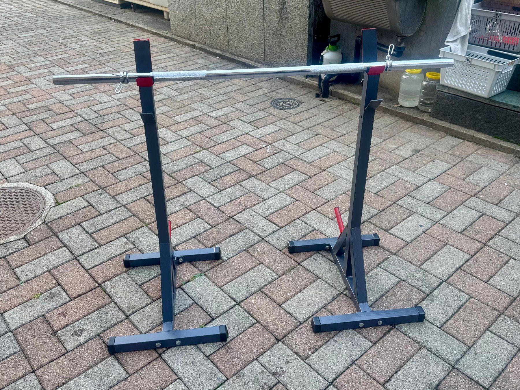 Hometrainer: Rack con bilanciere e cuscino per il collo – Usato da Osogna venduto da Cash596