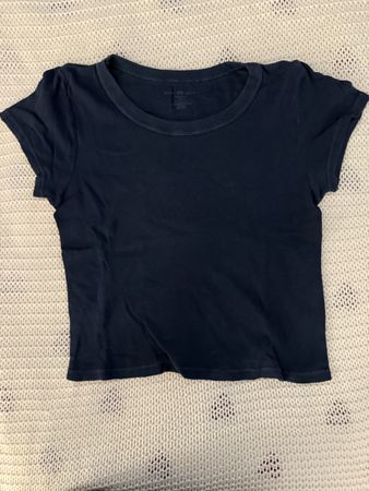 Dunkelblaues Brandy Top