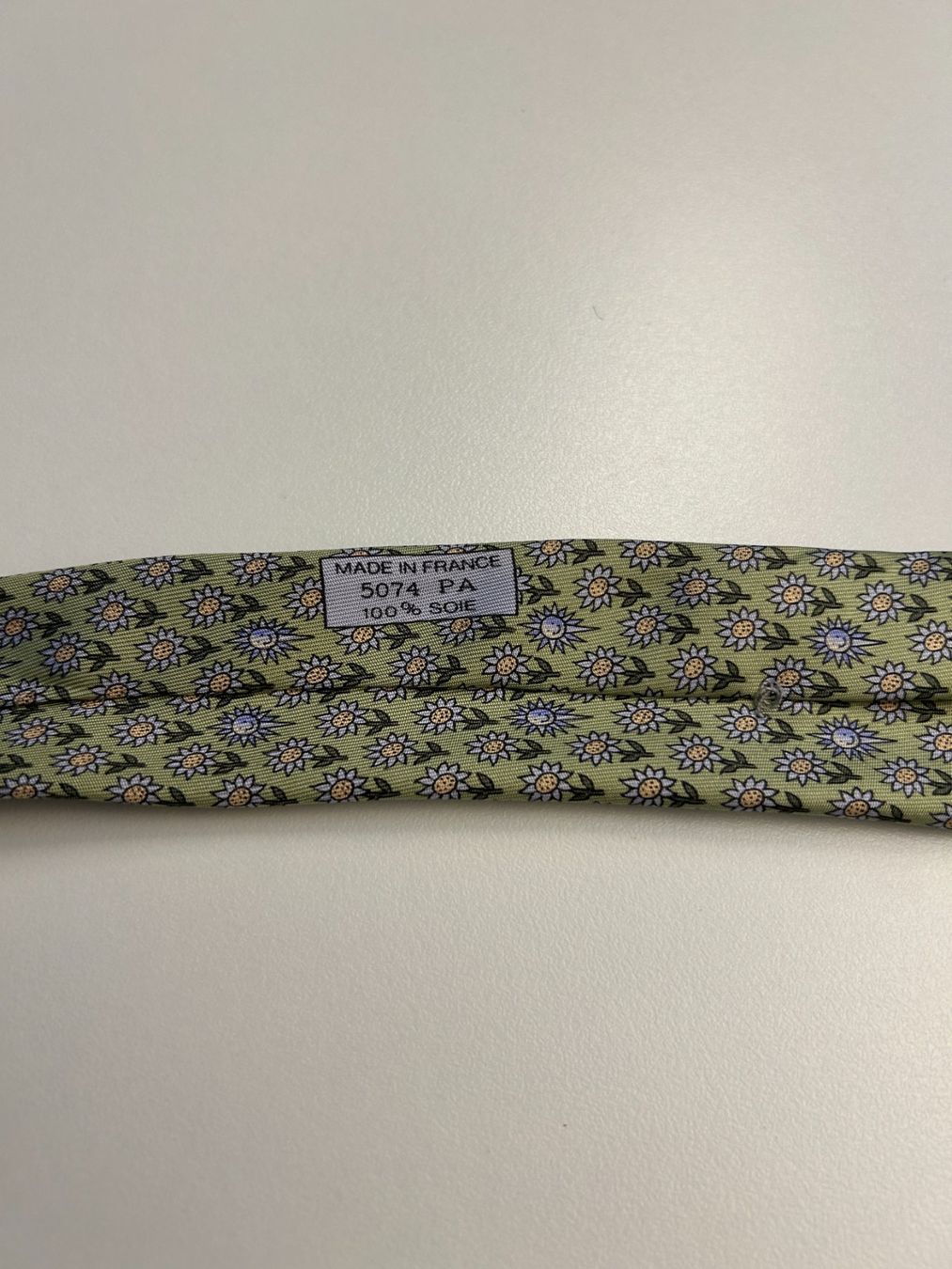 Hermès Cravatte: Hermès Blumen Krawatte – Nuovo (secondo la descrizione) da Bern venduto da kurtikobolt74 3