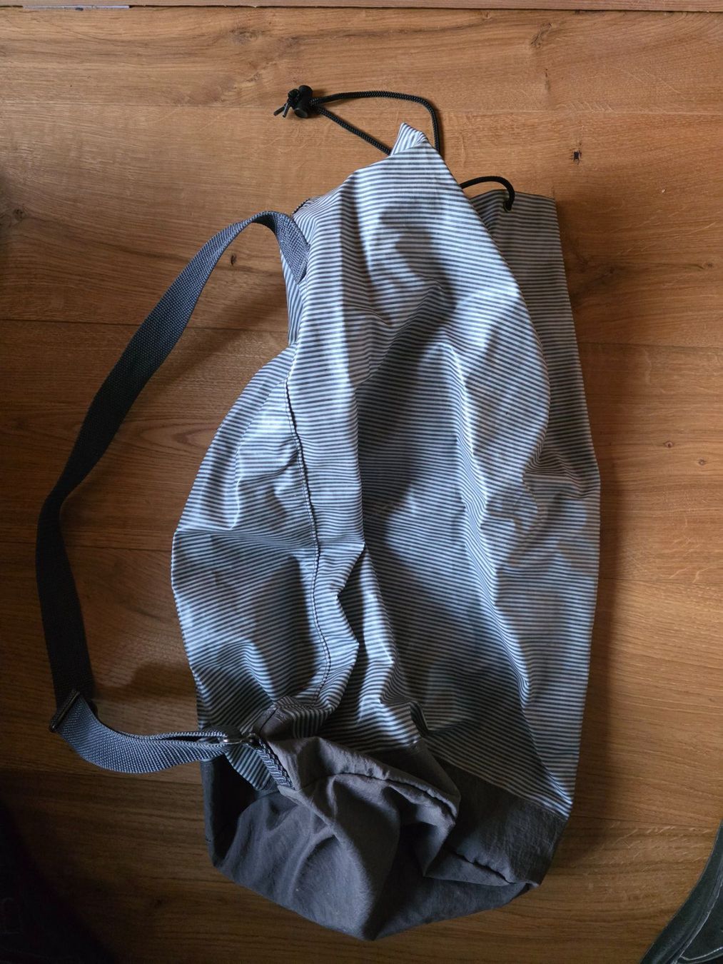 Rucksäcke: Rucksack Seesack Tasche Umhängetasche – Gebraucht aus Walterswil BE von Lonitti 2