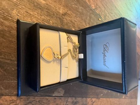 Golden Hearts James Bond 007 en or rose 18 ct avec diamants