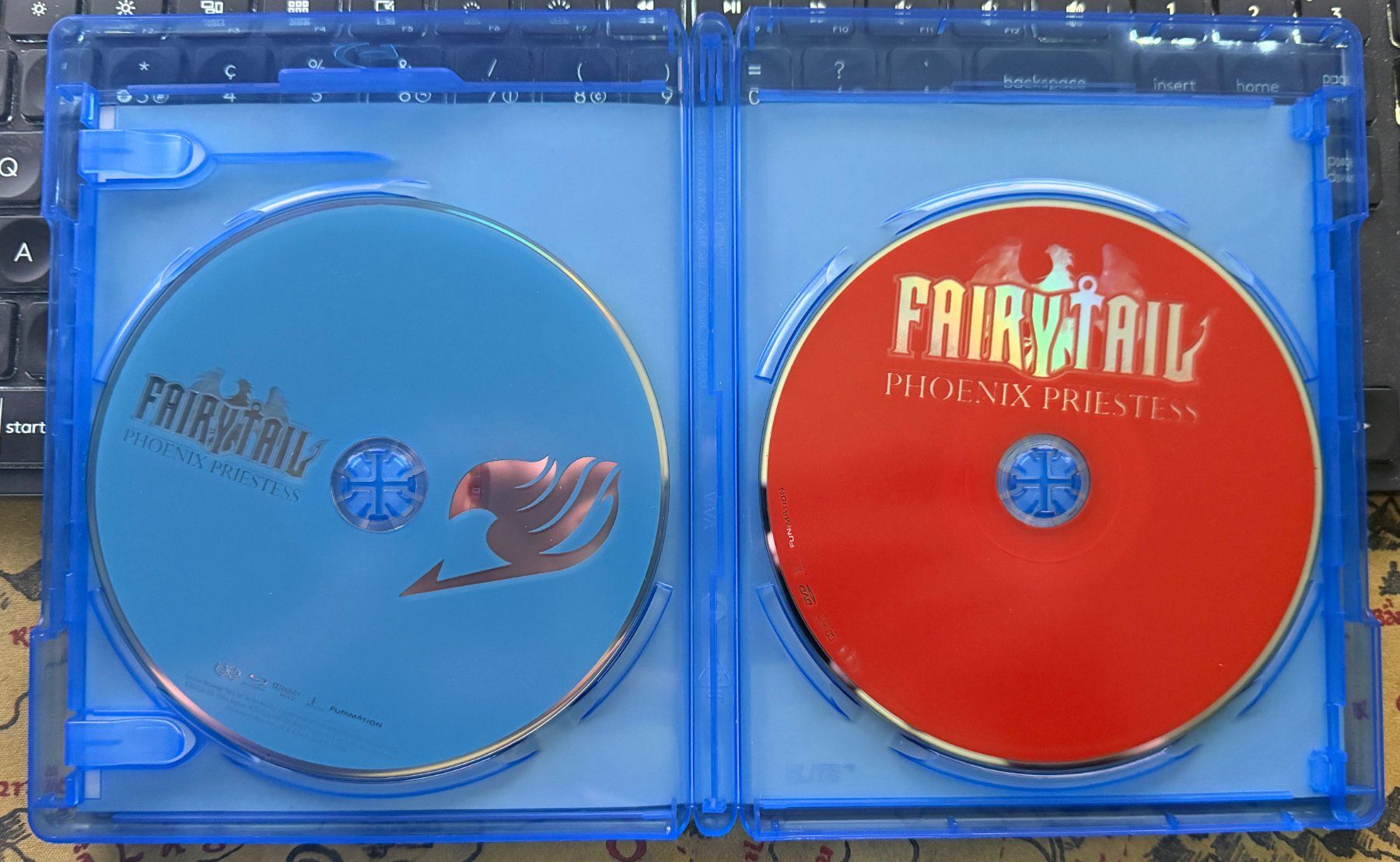 Tous les DVDs: Fairy Tail - The Phoenix Priestess (2012) - BLU-RAY + DVD – D'occasion à Semsales par __Florian__ 3