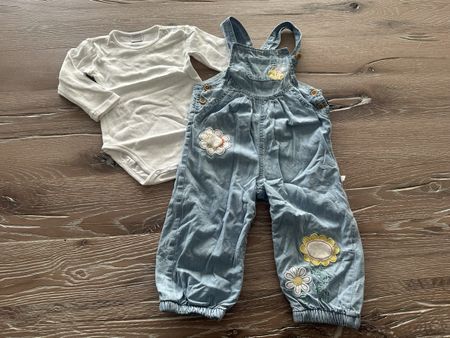 Girls Kleider Set Latzhose u. Body Grösse 74 🌼🌼🐝
