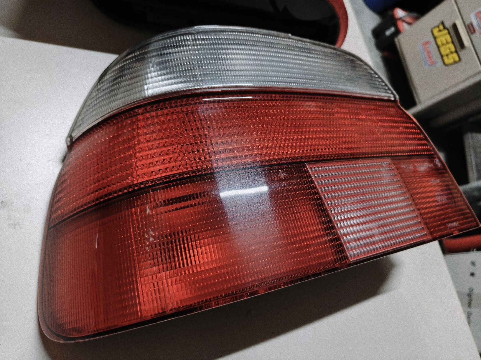 BMW Fari: Originale BMW E39 Rückleuchten Hella weisse Blinker – Usato da Hemmental venduto da speed-shop 3