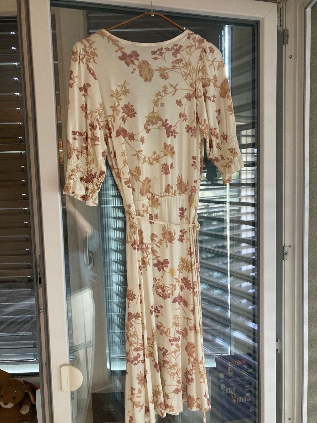 French Connection Vestiti: FRENCH CONNECTION - wunderschönes weisses Kleid – Usato da Wolhusen venduto da mar_drk6 1