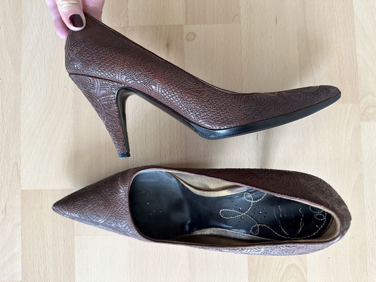 Prada Scarpe da donna: Edle Prada High Heels, braun gemustert, Grösse 37 – Usato da Weiningen ZH venduto da Row 2