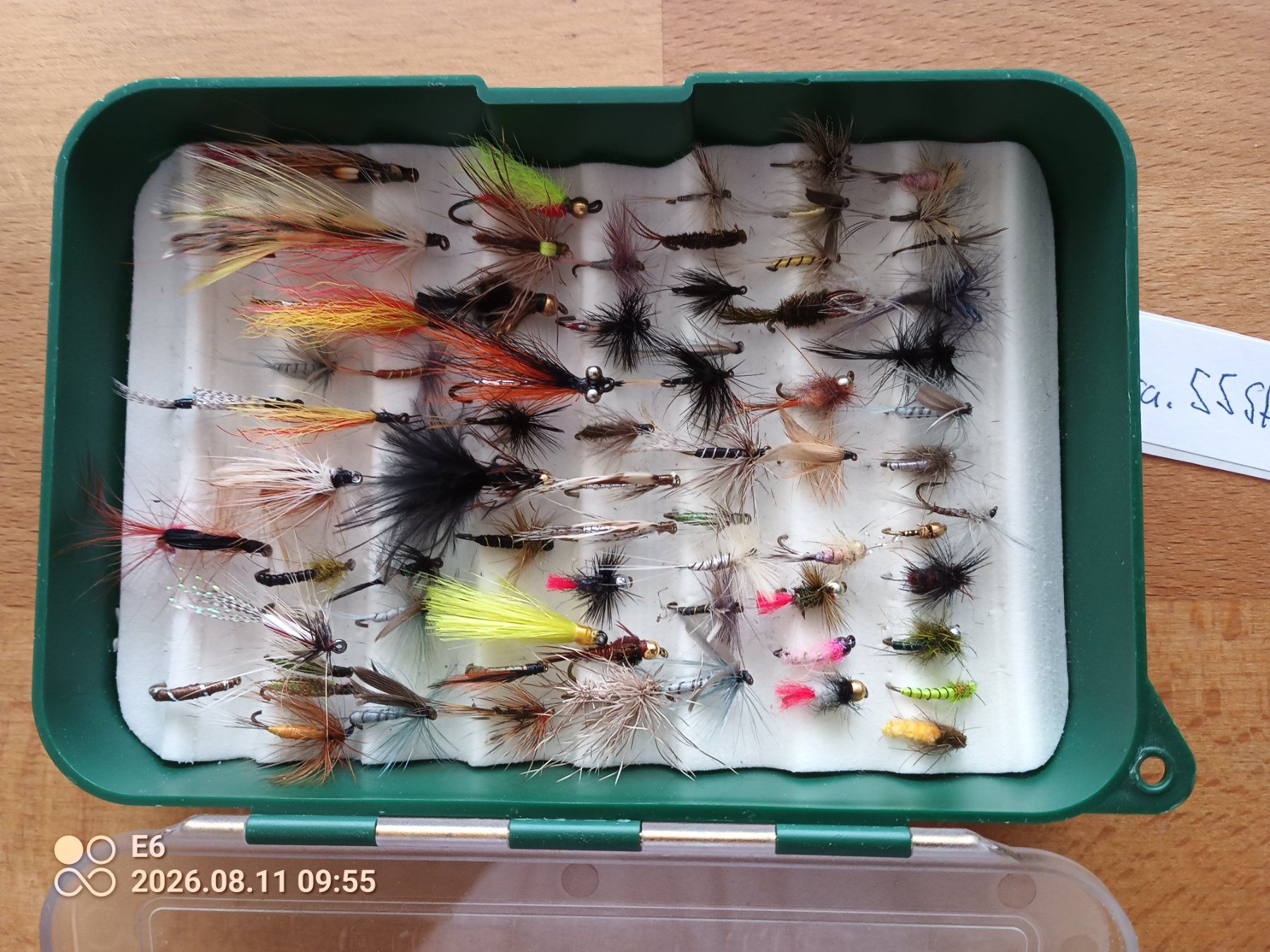 Esche: Fliegenbox mit ca. 55stk. div. grössen Top !! – Usato da Wetzikon ZH venduto da bonsaimarianna