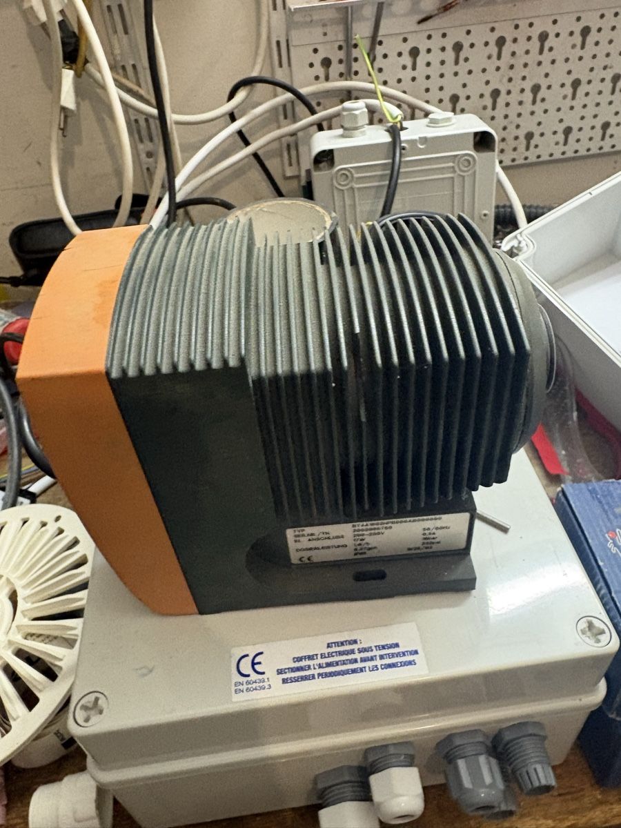 Sonstige Elektronik: Pompe doseuse Prominent beta 4 – Gebraucht aus Neuchâtel von Alex_Style 1