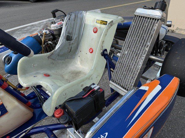 Karts: Mini Rennkart - Kosmic Chassis mit Iame Waterswift Motor – D'occasion à Hendschiken par Rotondo24 5