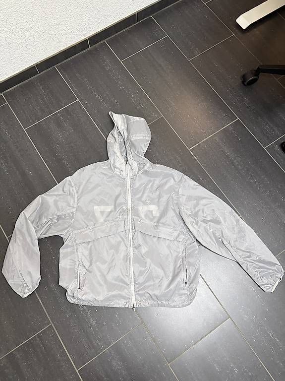 Giacche: Trainingsjacke Represent 247 Grösse S  – Nuovo e nell'imballaggio originale da Gattikon venduto da DarkKnight
