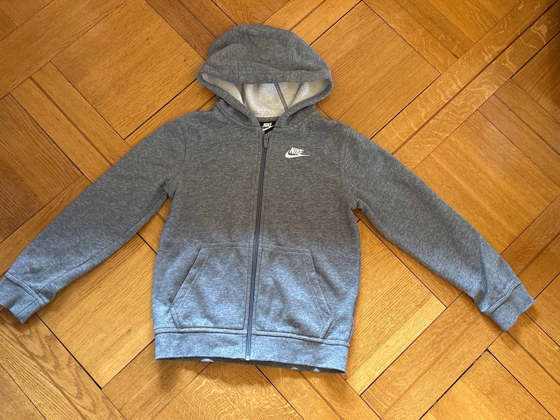 Nike Jacken & Mäntel: Jacke Nike Gr. 137 - 147 – Gebraucht aus Genève von Livsonman