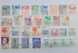 25 BRIEFMARKEN – JUGOSLAVIEN / 25 TIMBRES - YUGOSLAVIE