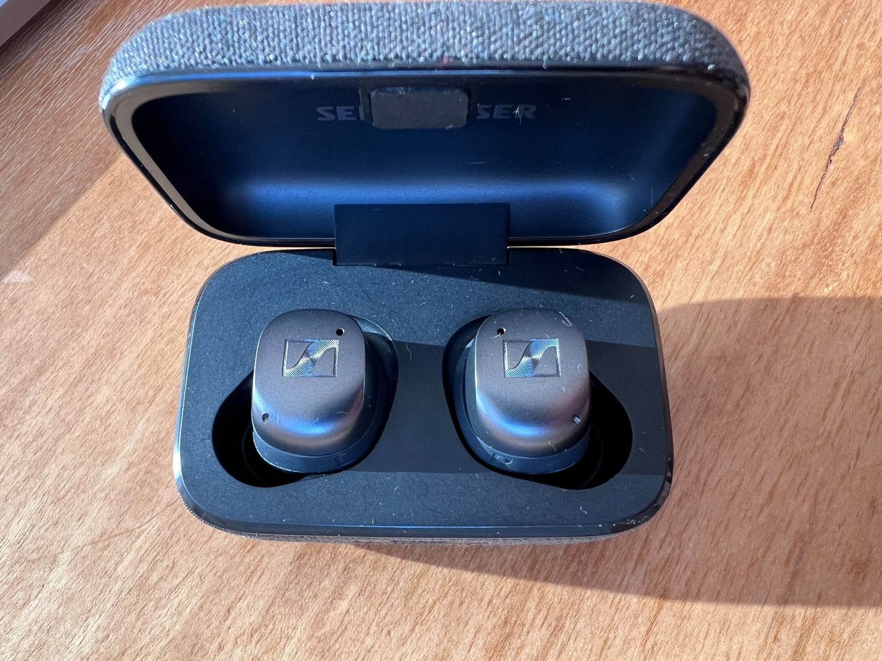 Sennheiser Cuffie: Sennheiser Momentum True Wireless 4 Kopfhörer – Usato da Zürich venduto da ciaostuffy