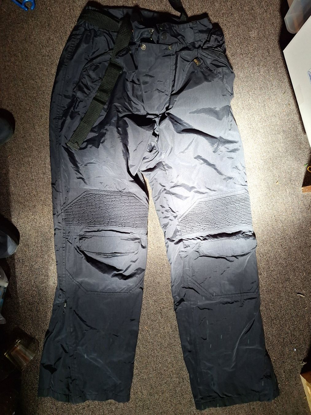 IXS Pantaloni: Motorradhose Gr XL – Usato da Wegenstetten venduto da mcfly321