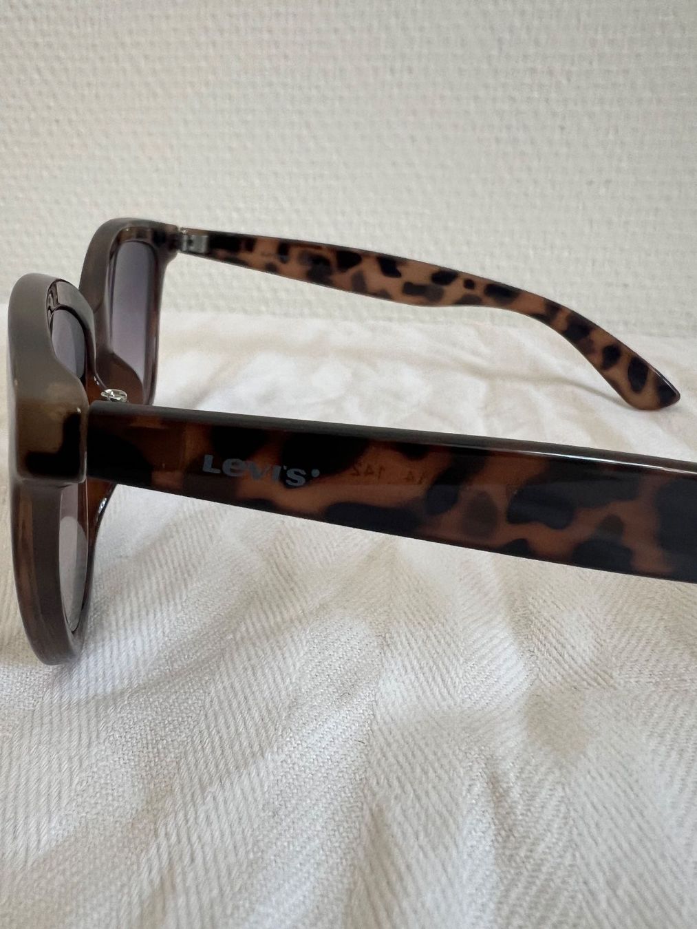 Occhiali & Lenti: Levi's Sonnenbrille Top Zustand! – Usato da Zürich venduto da ost_5sdl 4