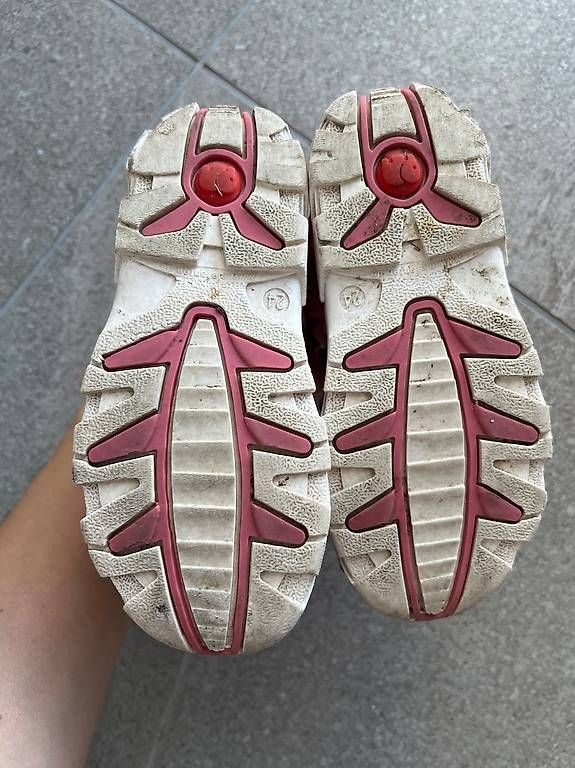 Scarpe per ragazze: Elefanten Sandalen Gr. 24 – Usato da St-Prex venduto da kaz_2kyk 1