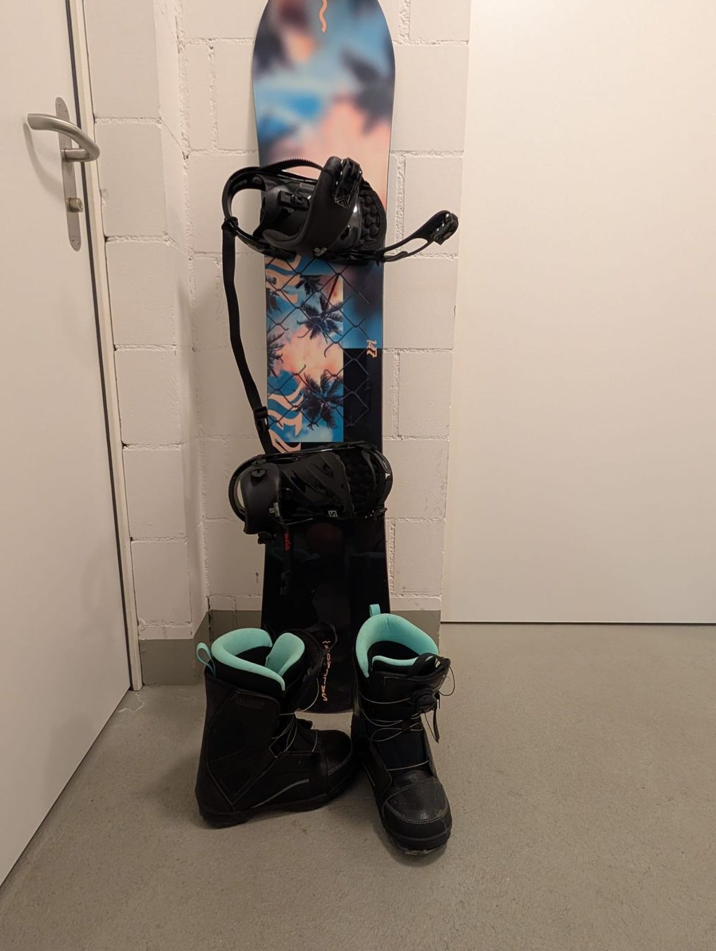 Salomon Boards: Snowboard Salomon mit Boots – Gebraucht aus Lupfig von prophet03