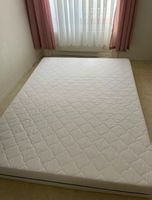 Matratze weiss 140x200cm super Zustand