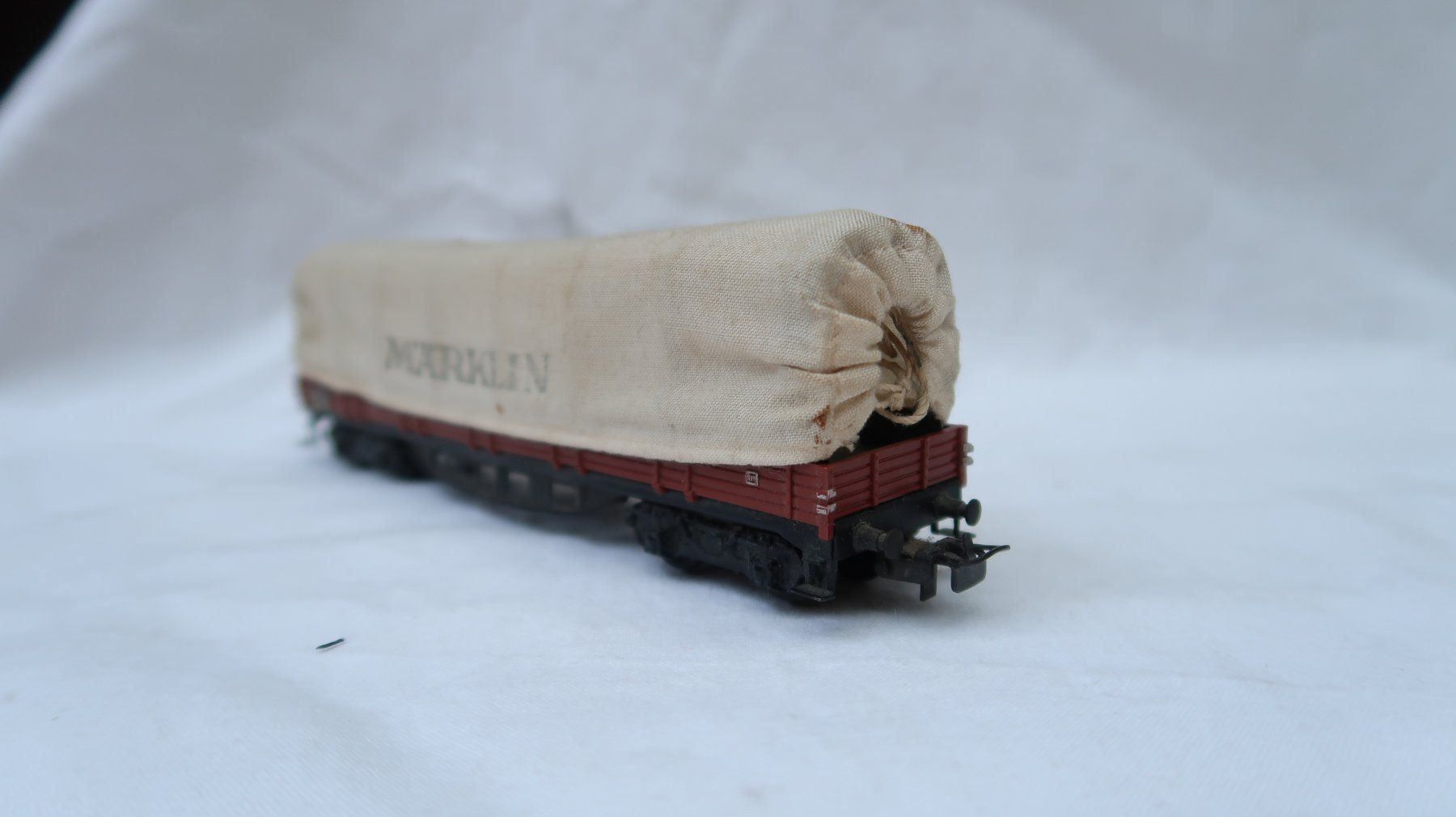 Märklin Modellini di ferrovie: MÄRKLIN Planen-Güterwagen (3) – Usato da Muttenz venduto da Laeckerlihamschter 3