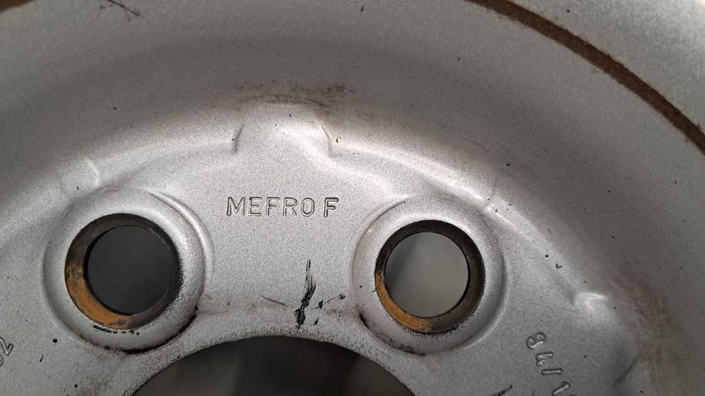 Mercedes-Benz Cerchioni: Felgensatz Mercedes-Benz Sprinter – Usato da Alpnach-Dorf venduto da Hess-Automobile 5
