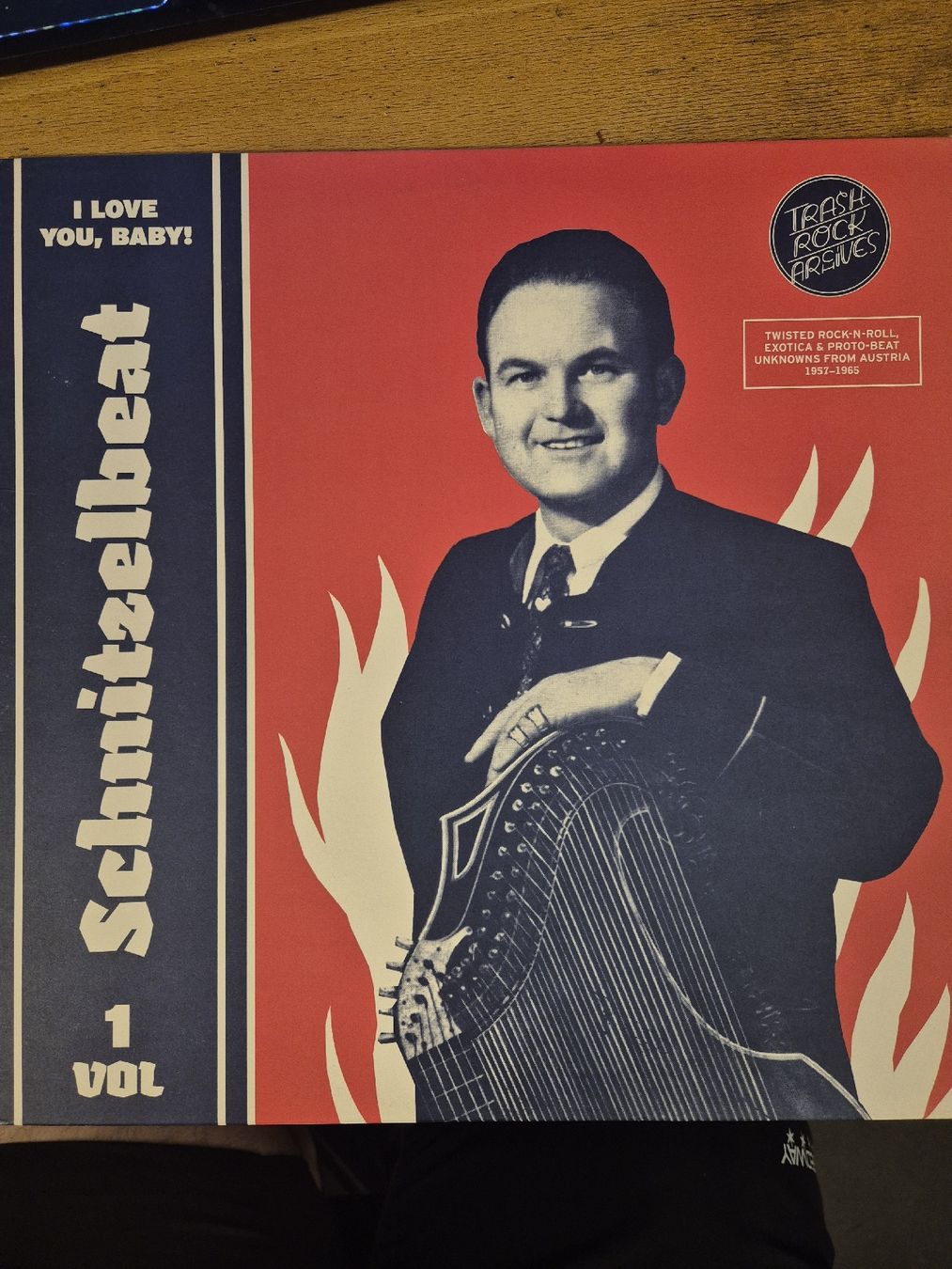 Vinyles: Schnitzelbeat Vol. 1 LP – D'occasion à Thun par Kissthis