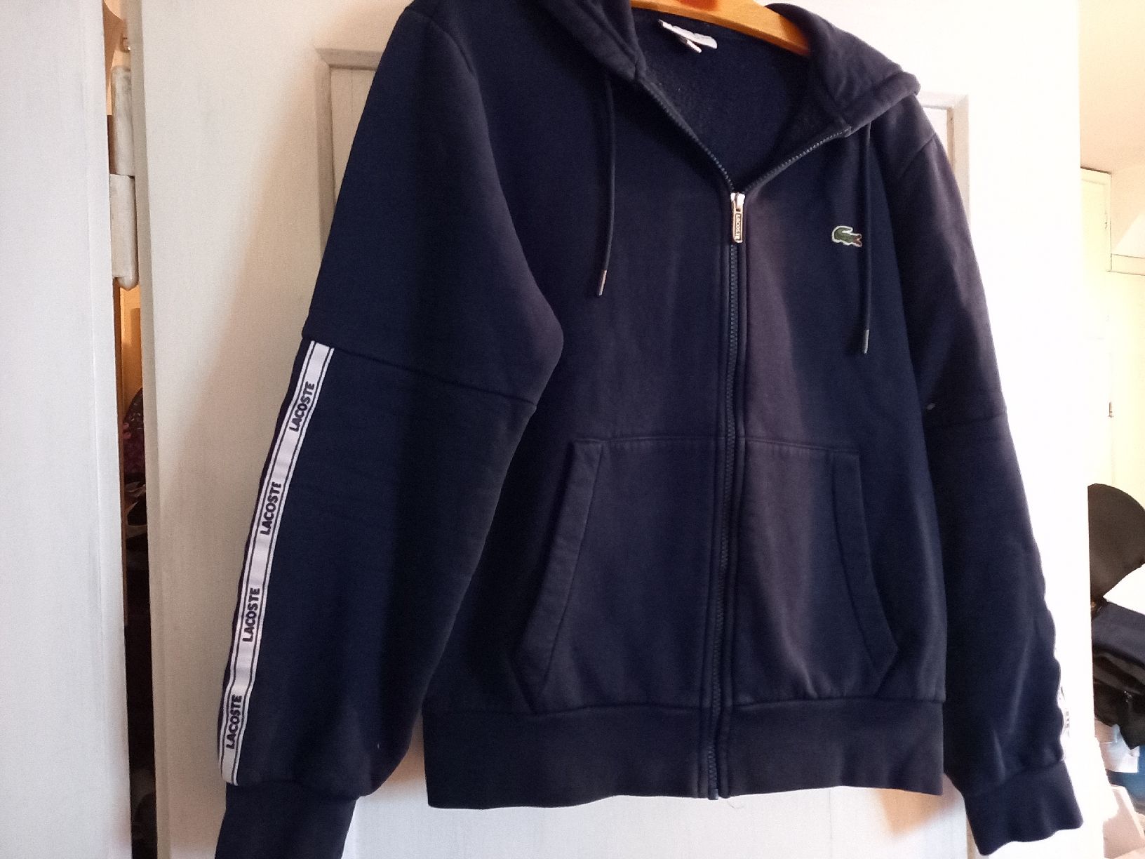 Lacoste Giacche: Lacoste Jacke Grösse S – Usato da Basel venduto da Teddyfan92