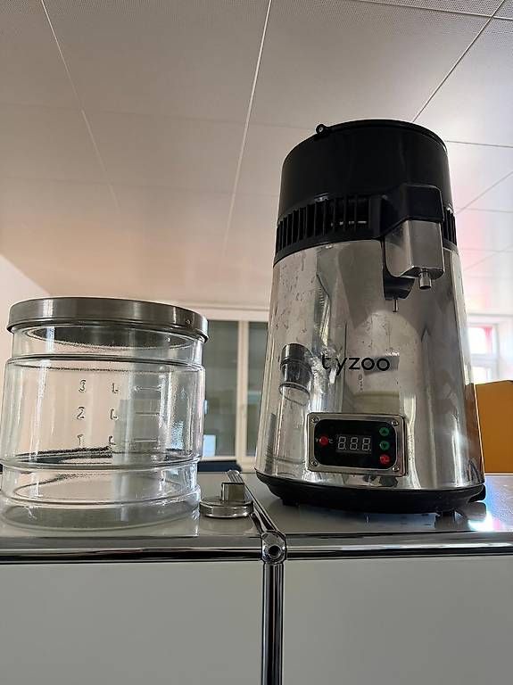 Elettrodomestici da cucina: byzoo Wasserdestillierer – Usato da Sursee venduto da man_t6lz