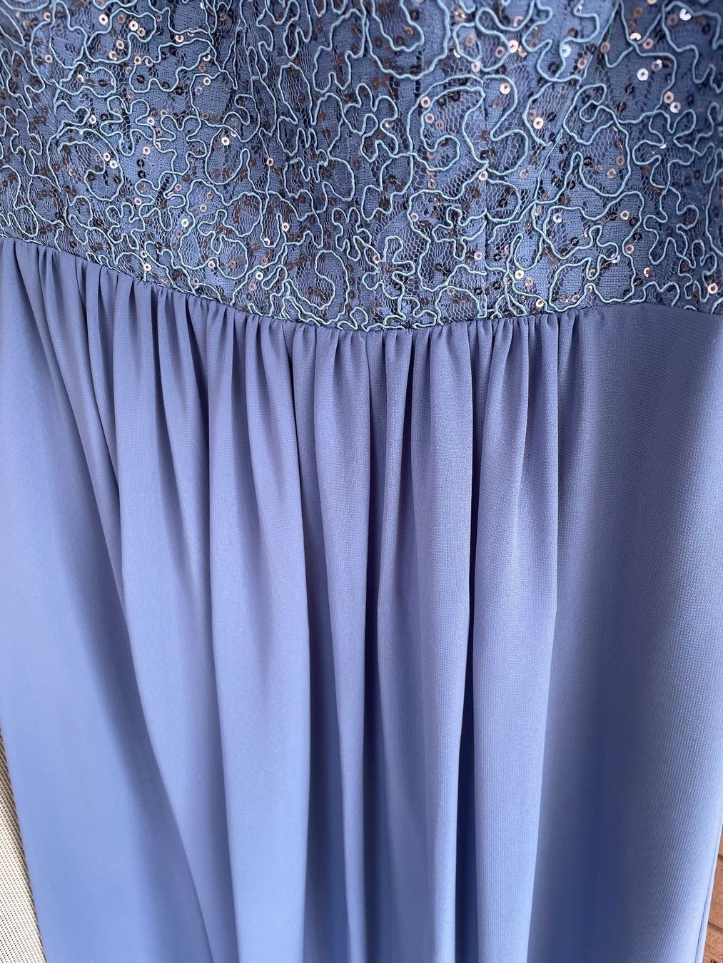 Vestiti: Abend/Ballkleid – Usato da Seuzach venduto da Piitschi 5