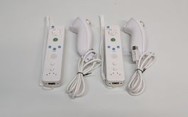 2 Wii Controller mit Nunchucks (Dritthersteller)