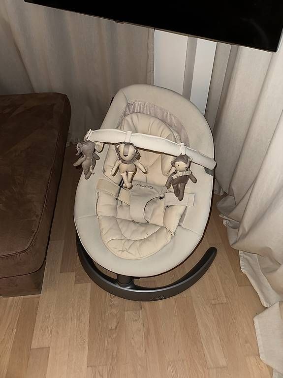 Nuna Bascules & balançoires: Nuna Babywippe leaf grow – D'occasion à baar par may_8fwr