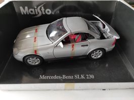 Mercedes-Benz SLK 230, Silber von Maisto die cast 1/18