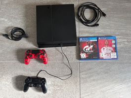 PlayStation 4 500GB + 2 Controller (1x Camo) + 2 Spiele