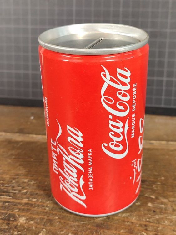 Coca Cola Spardose Aus Blech – Aufklappbar, Als Strohhalmhalter Nutzbar, 23 Cm Hoch