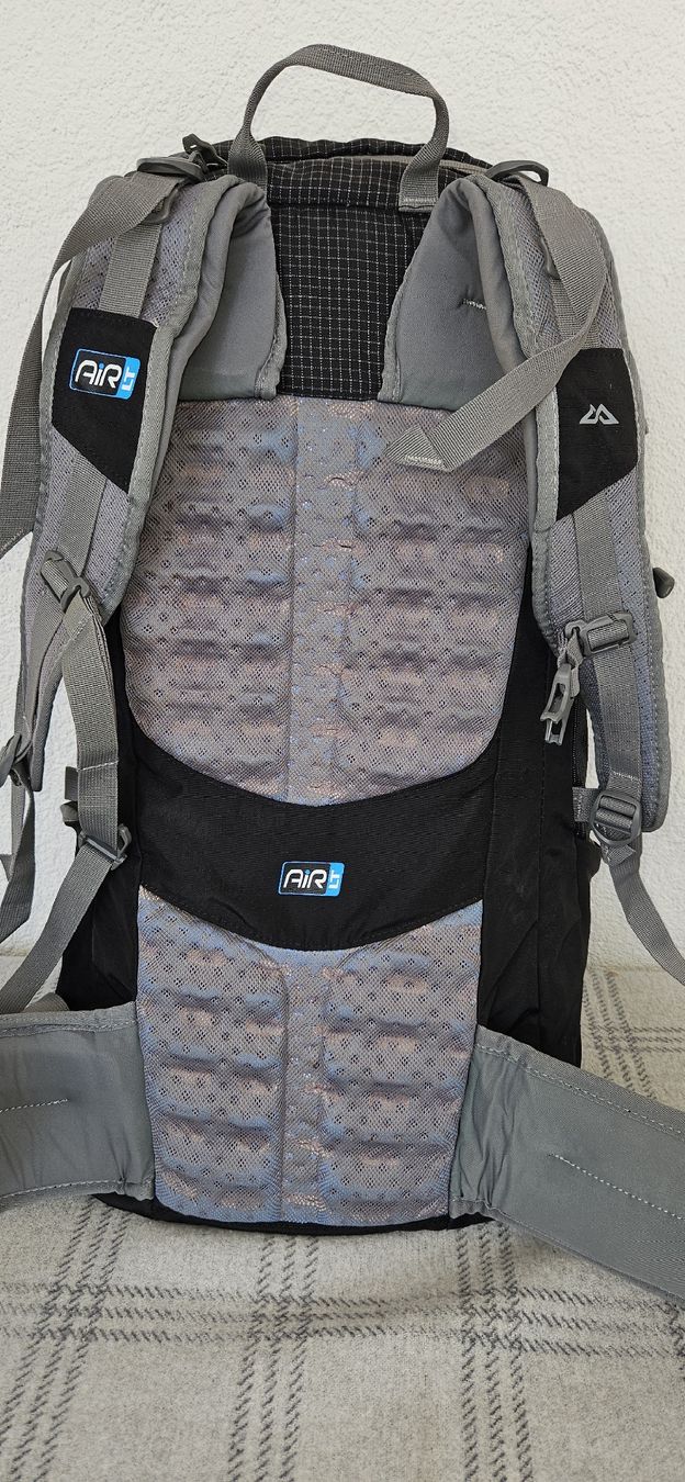 Rucksäcke: Reise- Backpacker-Tramper Rucksack Kathmandu Voltai 40L – Gebraucht aus Münchenbuchsee von Camelot1 3