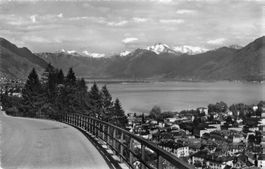 Locarno (TI) Panorama alpino sul Lago Maggiore