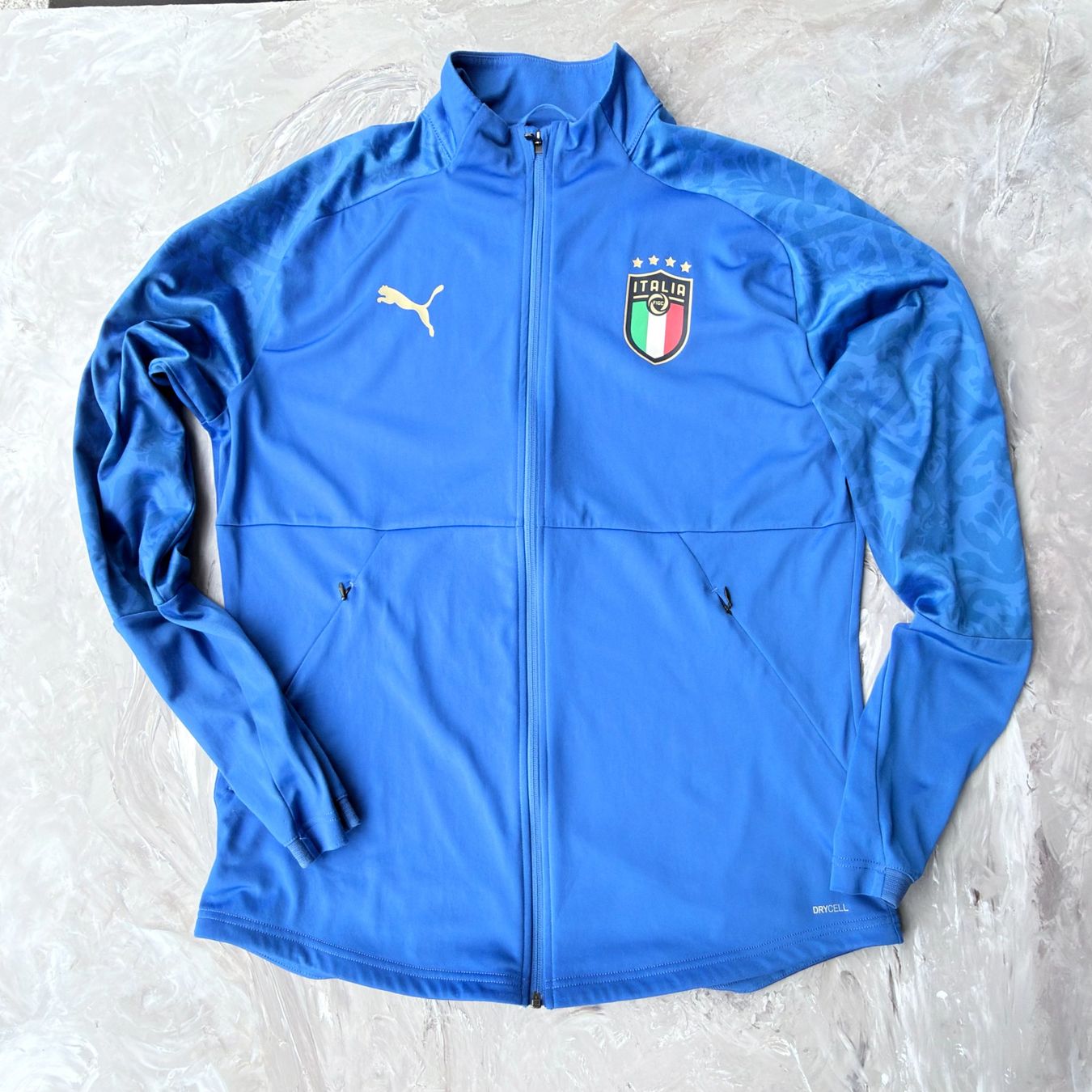 Puma Giacche: Veste Italia Puma authentique – Usato da Thônex venduto da BrYu 1